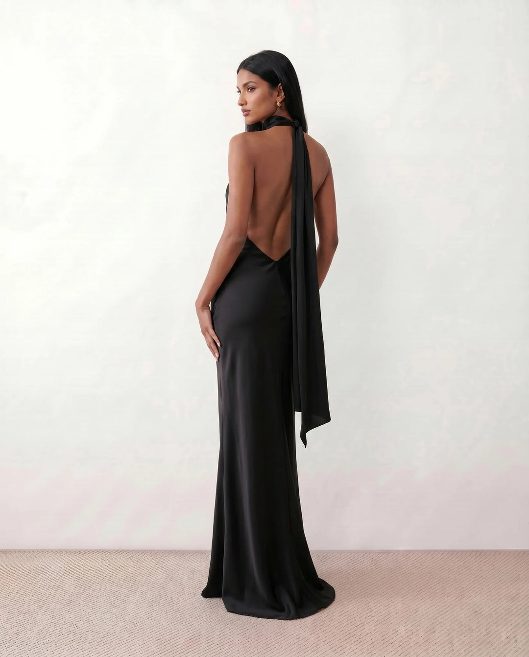 Saoirse | Satin Halter Open-Back Maxi Dress