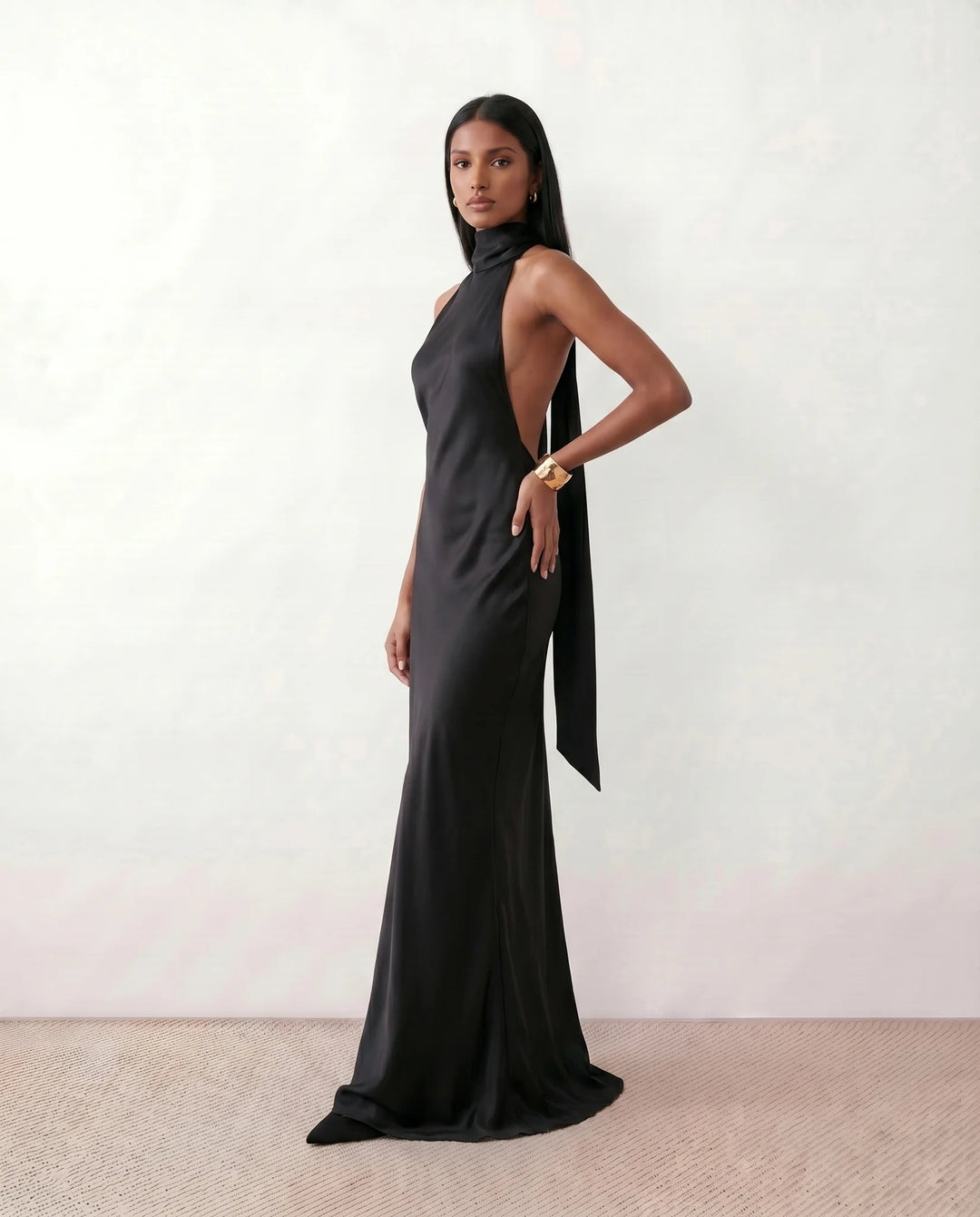 Saoirse | Satin Halter Open-Back Maxi Dress